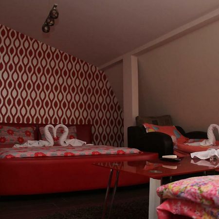 Villa Piano&Bar Ohrid Bagian luar foto